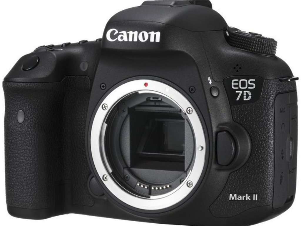 Фотоаппарат Canon EOS 7D MARK II